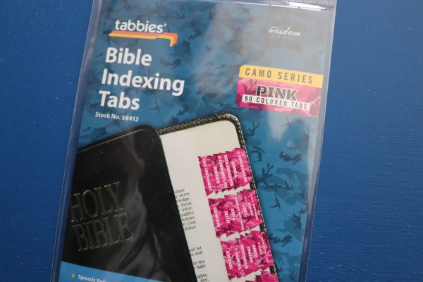 Bible Indexing Tabs -Pink Camoflauge
